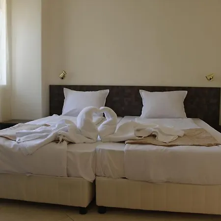 Brilliance Hotel Warna